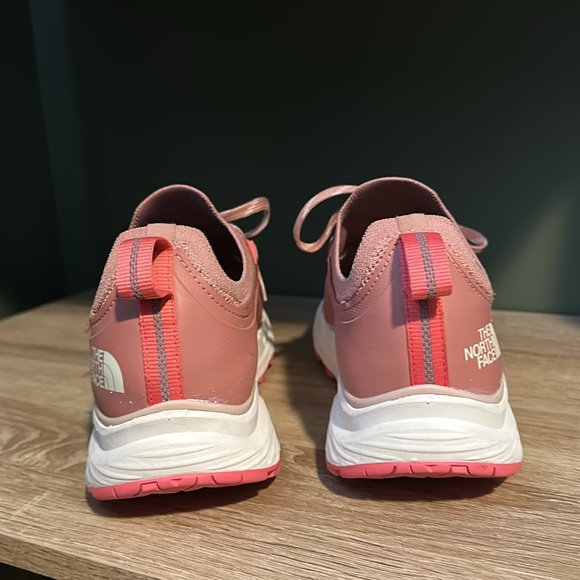 North Face Vectiv Hypnum Sneakers - Picture 4 of 6